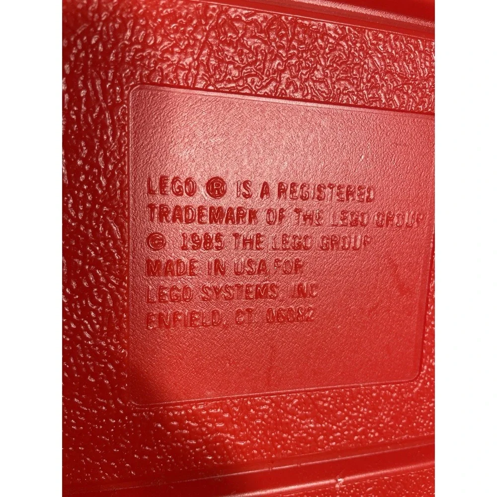 LEGO 1985 Vintage Red Plastic Storage Suitcase Carry Case 12" x 15"  Made in USA - Picture 5 of 13